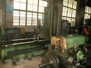 鏜床上門(mén)維修