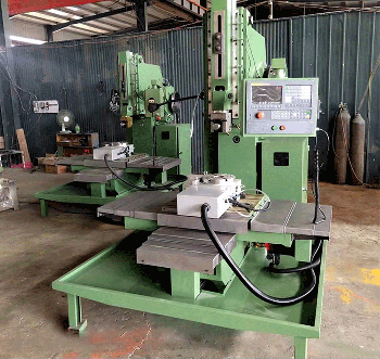 立鉆機(jī)床液壓卡盤(pán)改裝