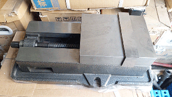 宜陽(yáng)銑床精密角固式平口鉗